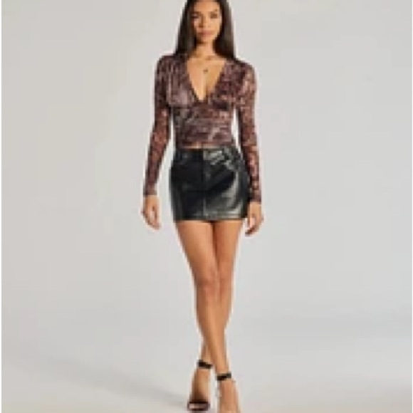 WINDSOR
Sassy Style Print Mesh Long Sleeve Top color MULTI - Picture 3 of 9